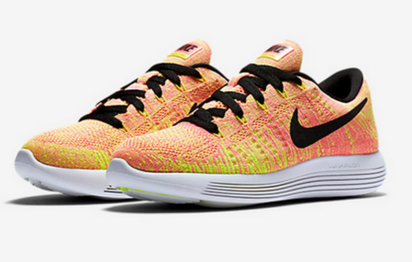 NIKE LunarEpic 8 Low Flyknit Women--005